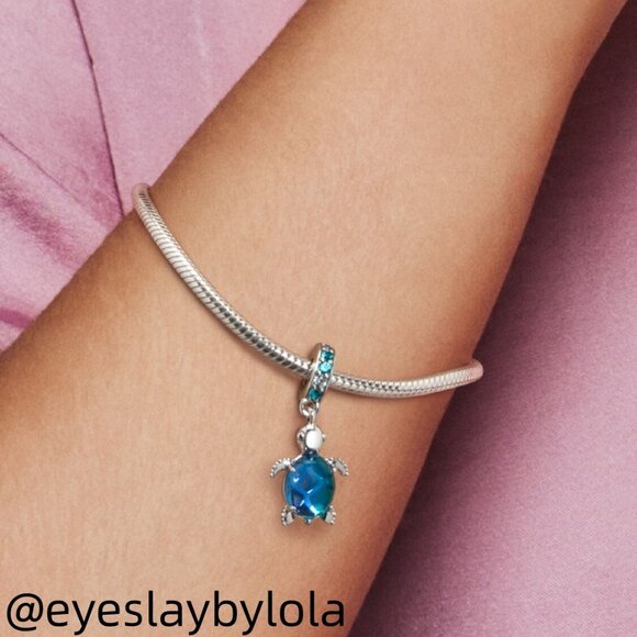 Pandora Murano Glass Sea Turtle Dangle Charm - Picture 2 of 7